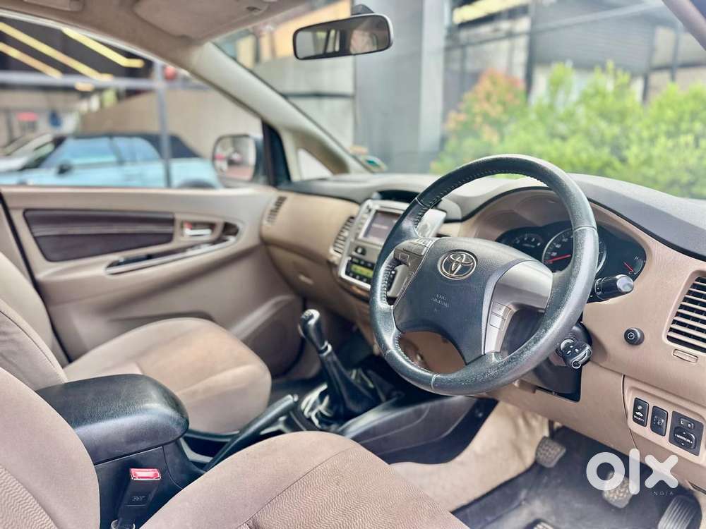 Toyota Innova 2.5 Vx 7 Str, 2015, Diesel