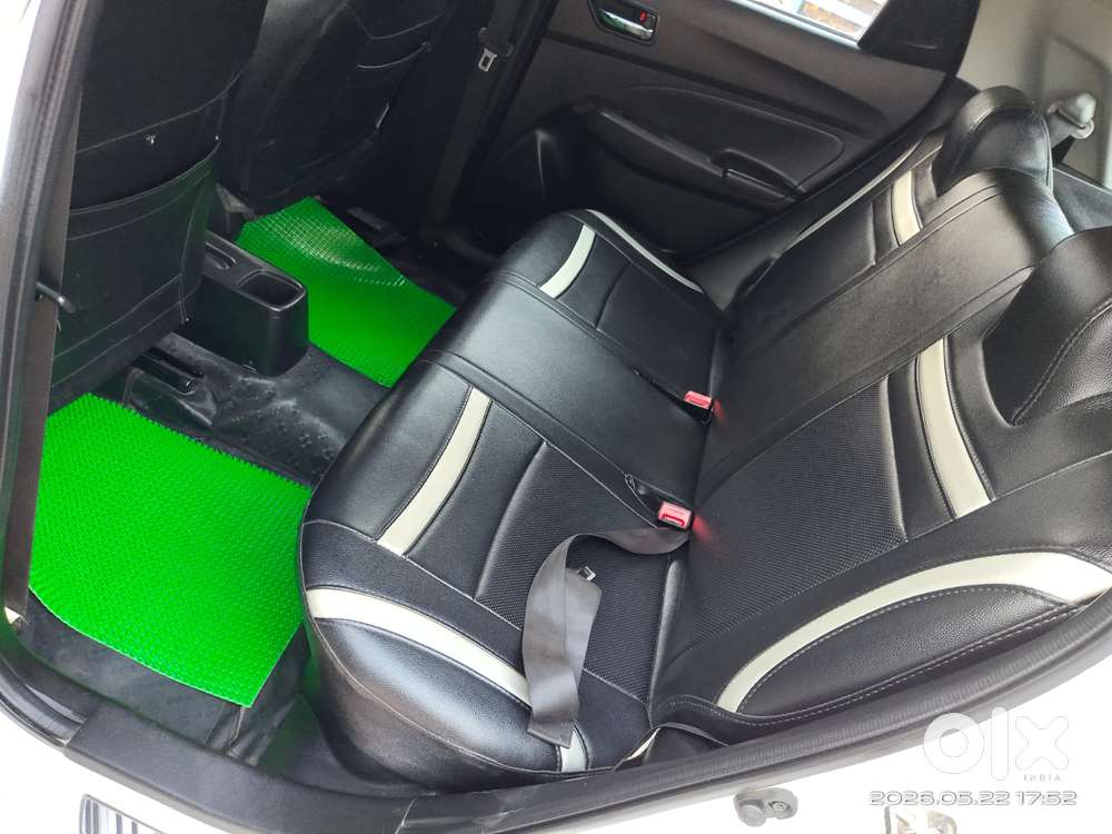 Maruti Suzuki Swift Vxi + Manual, 2022, Petrol