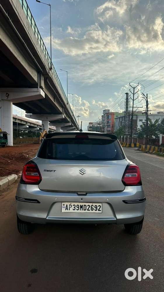 2021 Maruti Swift Petrol Manual