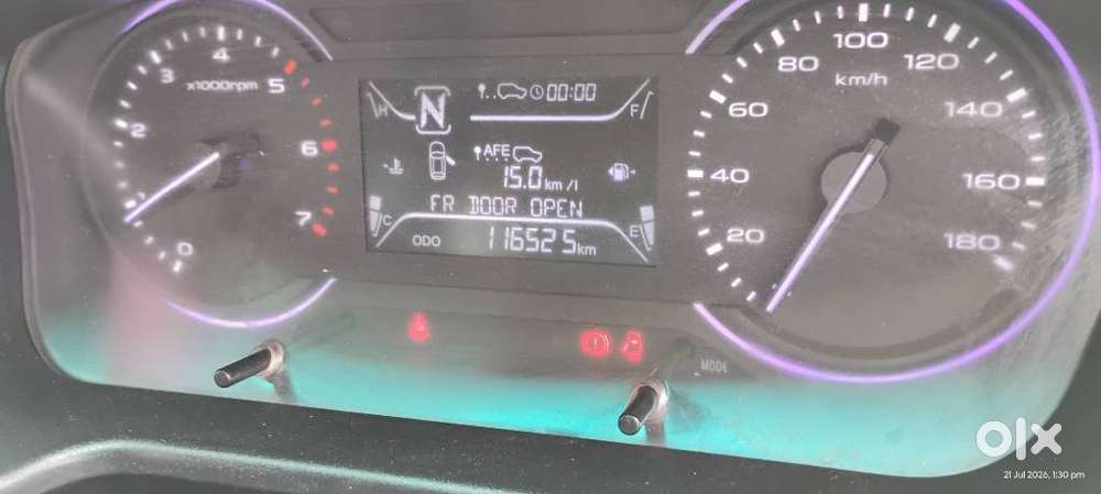 Mahindra Marazzo M4, 2020, Diesel