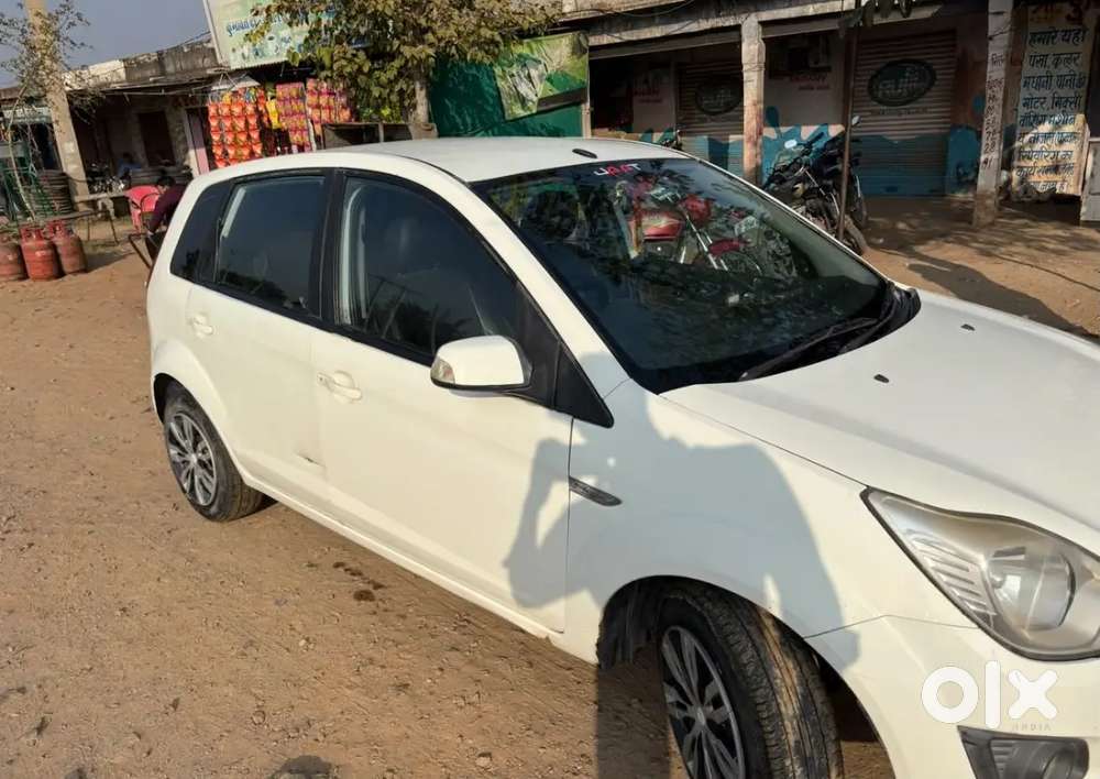 Ford Figo 1.5 Blu 2012