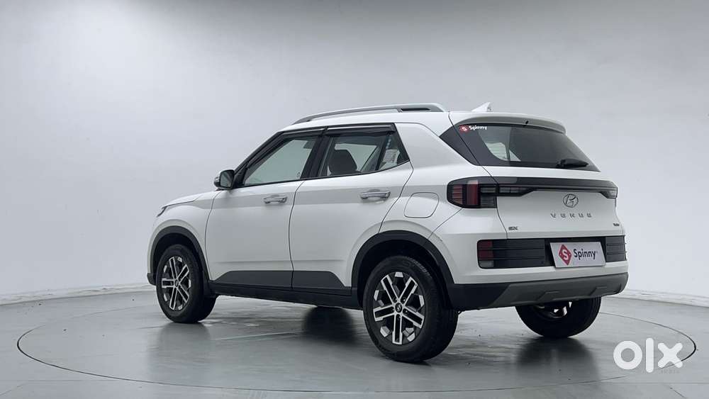 Hyundai Venue 1.0 Sx (o) Turbo Dct, 2023, Petrol