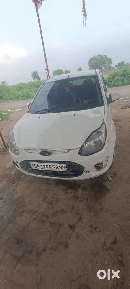 Ford Figo Diesel Titanium 2014