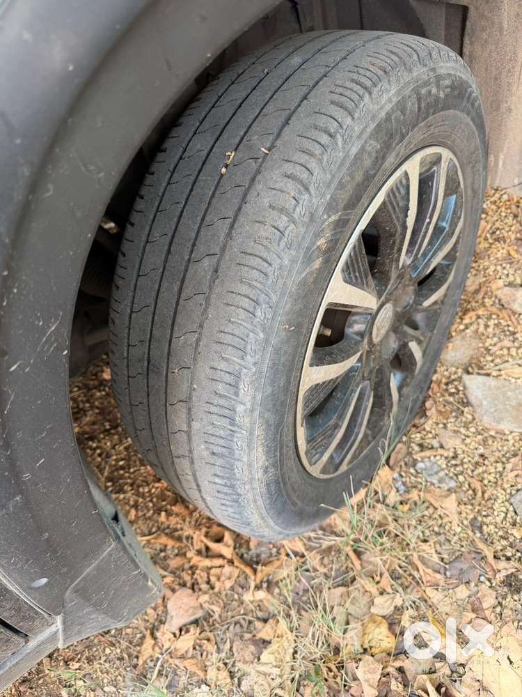 Maruti Suzuki Brezza Petrol Well Maintained