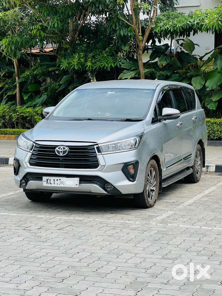 Toyota Innova Crysta [2020-ongoing] 2.4 Gx At 8 Str, 2022, Diesel