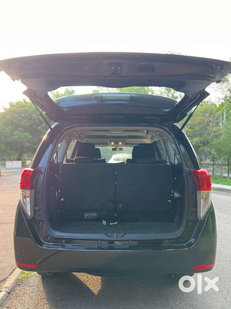 Toyota Innova Crysta 2.4 Gx Limited Edition 7 Str, 2022, Diesel