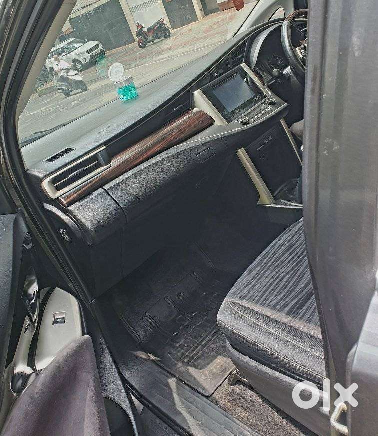 Toyota Innova Crysta 2.4 V 7 Str, 2018, Diesel