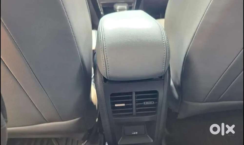 Tata Nexon  Ev Emp Top Lr 2024
