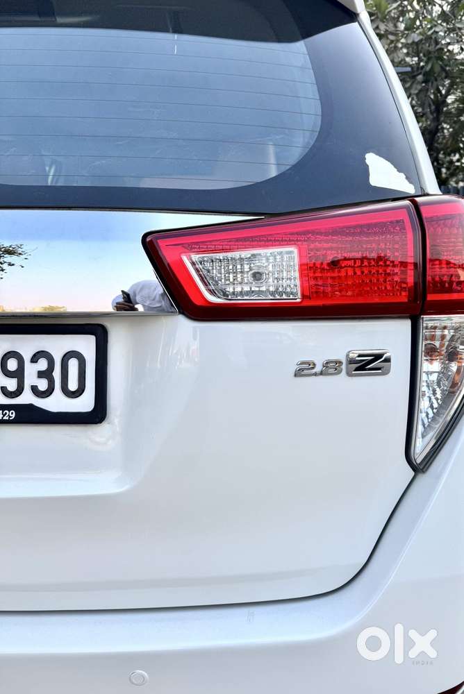 Toyota Innova Crysta 2.8 Zx At 7 Seater, 2018, Diesel