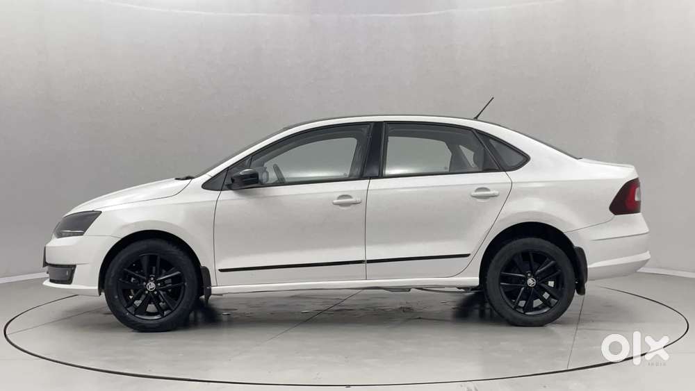 Skoda Rapid Onyx Petrol, 2020, Petrol