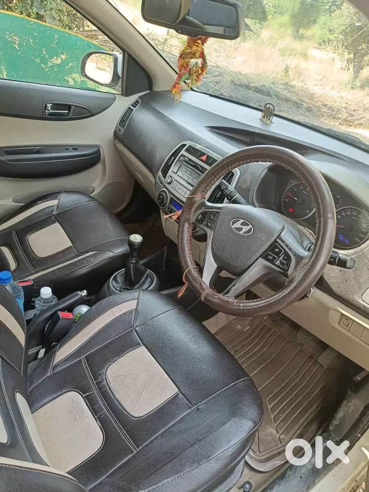 Hyundai I20 Sportz 2012 Petrol
