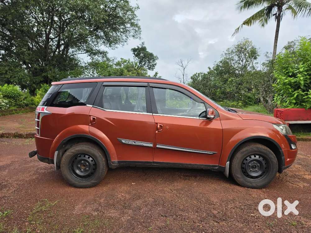 Mahindra Xuv500 W6 2016