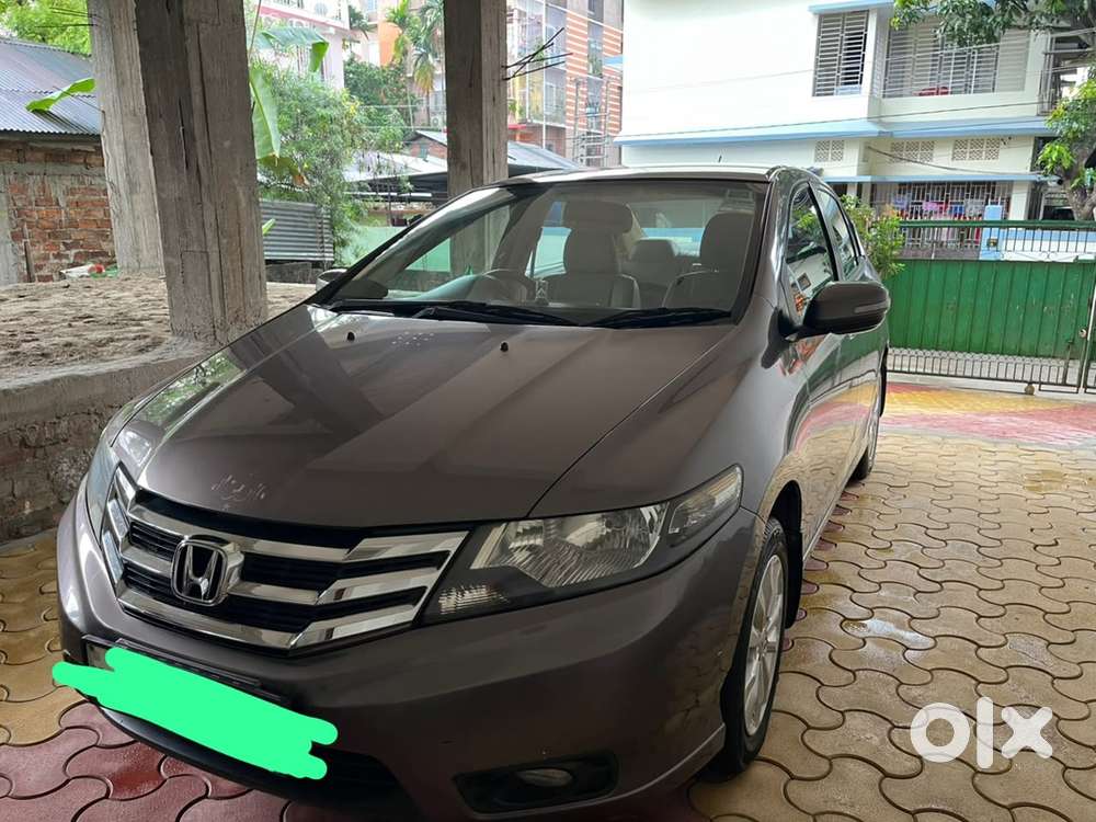 Honda City Petrol 2013  70k Kms Driven  Dibrugarh Reg.