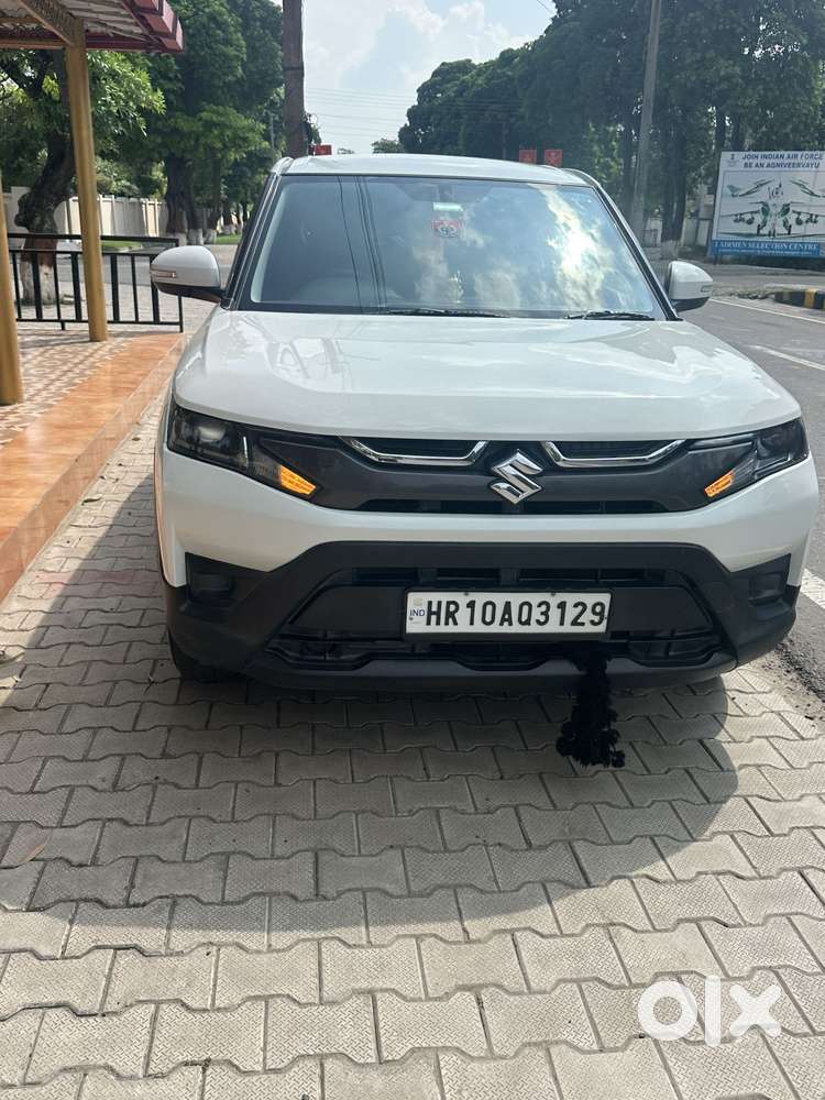 Maruti Suzuki Brezza 1.5 Vxi Smart Hybrid, 2023, Petrol