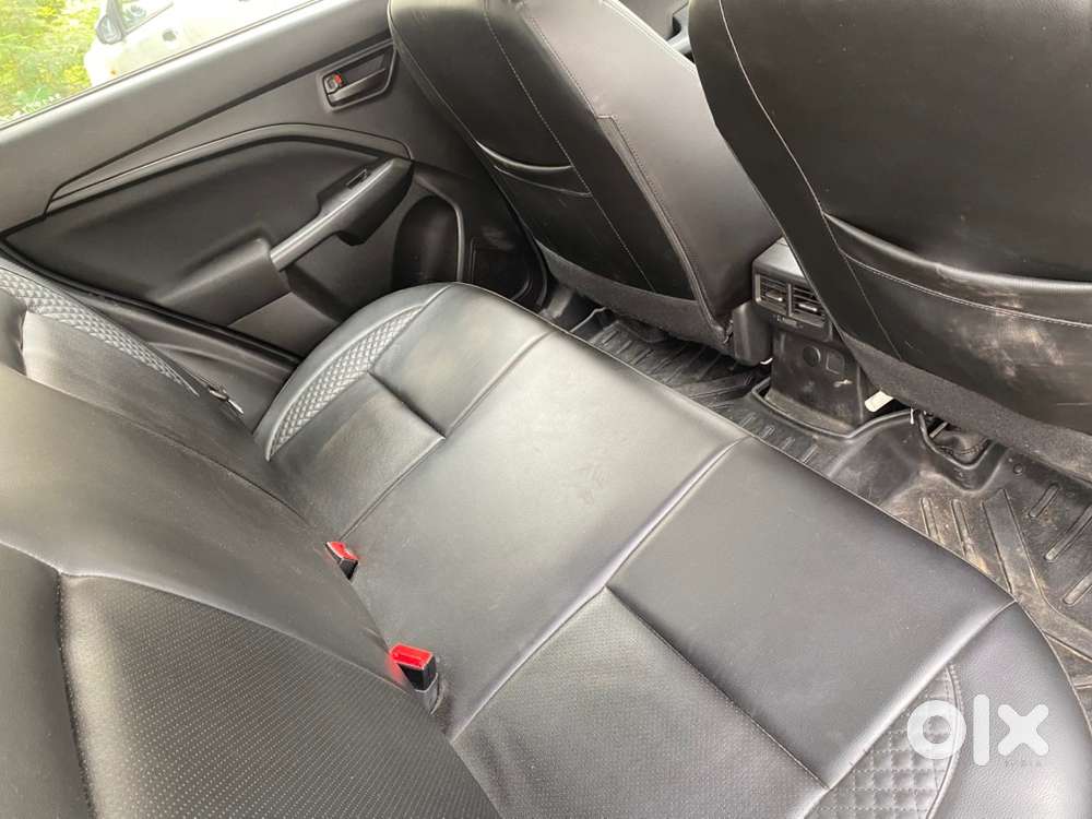 Maruti Suzuki Brezza Vxi At Petrol Manual 2025