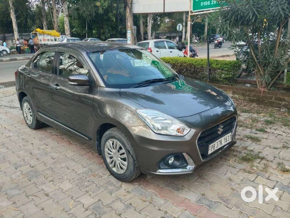 Maruti Suzuki Dzire 1.2 Vxi, 2022, Petrol