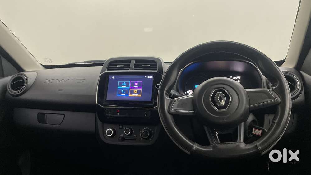 Renault Kwid 1.0 Rxt Amt, 2022, Petrol