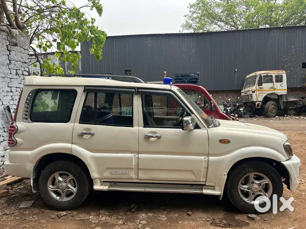 Mahindra Scorpio 2011 Diesel 100200 Km Driven