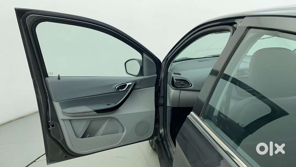 Tata Tigor Xza Plus, 2021, Petrol