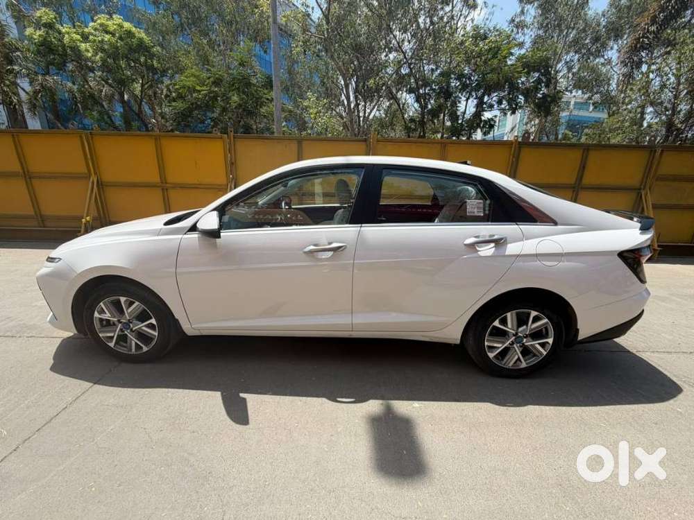 Hyundai Verna 1.5 Sx (o) Vtvt Ivt, 2025, Petrol