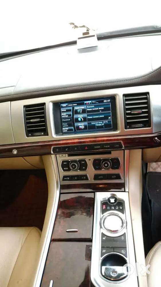 Jaguar Xf 3.0 Luxury 2012 Model