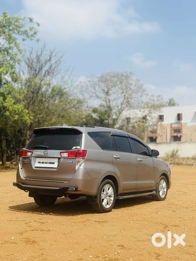 Toyota Innova Crysta 2.8z Automatic, 2016, Diesel