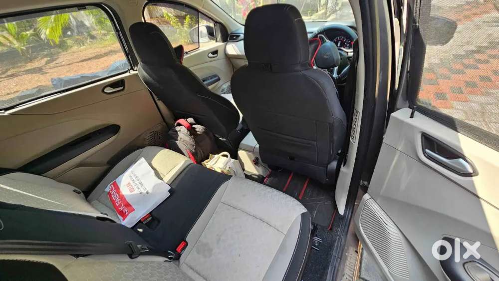 New  Model Dual Tone Fully Automatic Ventilated Seats Accesll