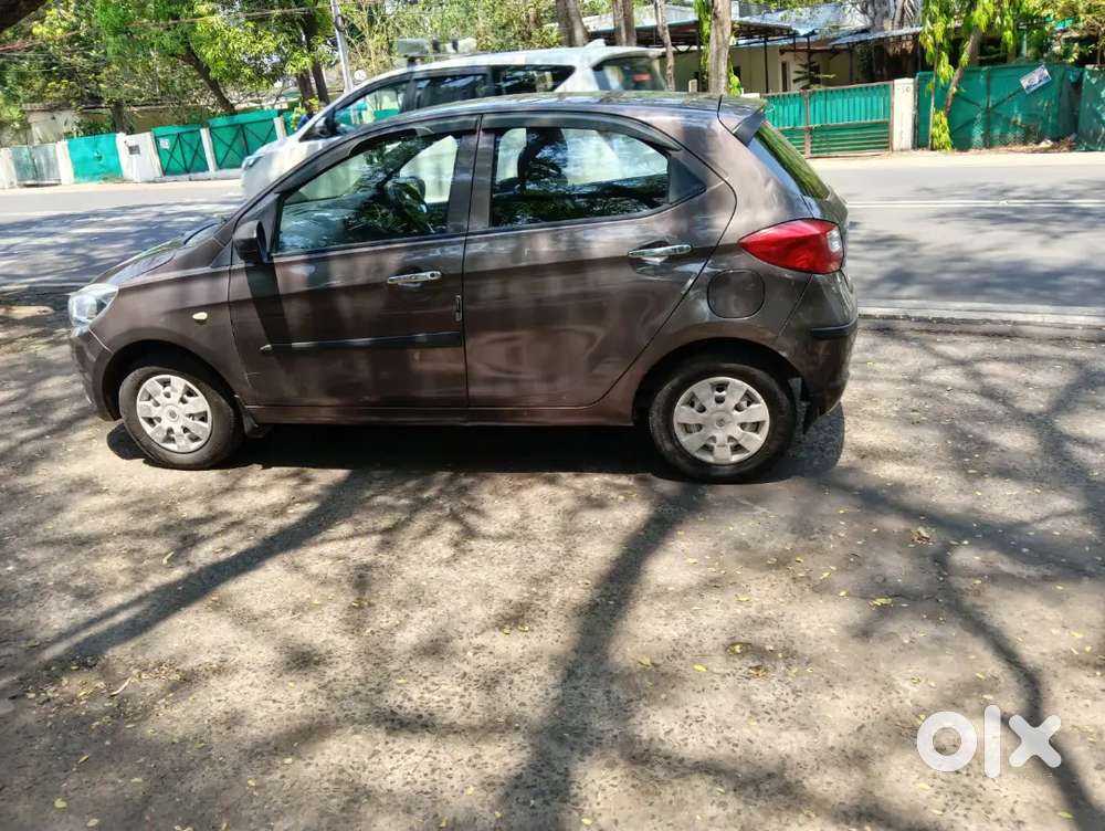 मुझे सेवन सीटर लेना है