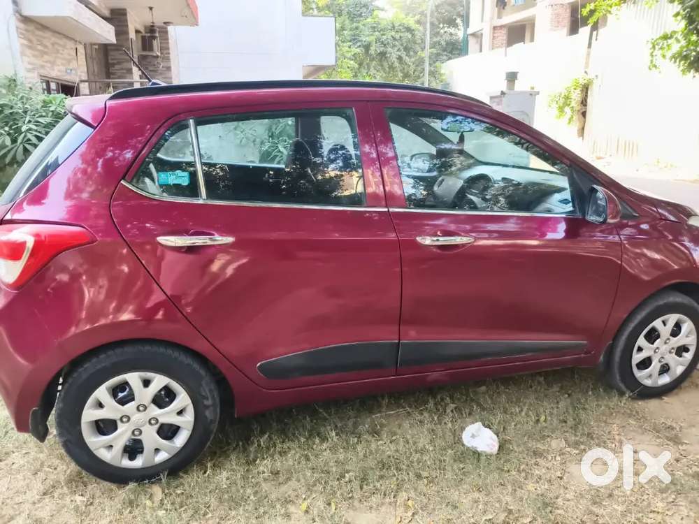 Hyundai Grand I10 Sportz 2015 Petrol Manual 48900 Kms New Bran