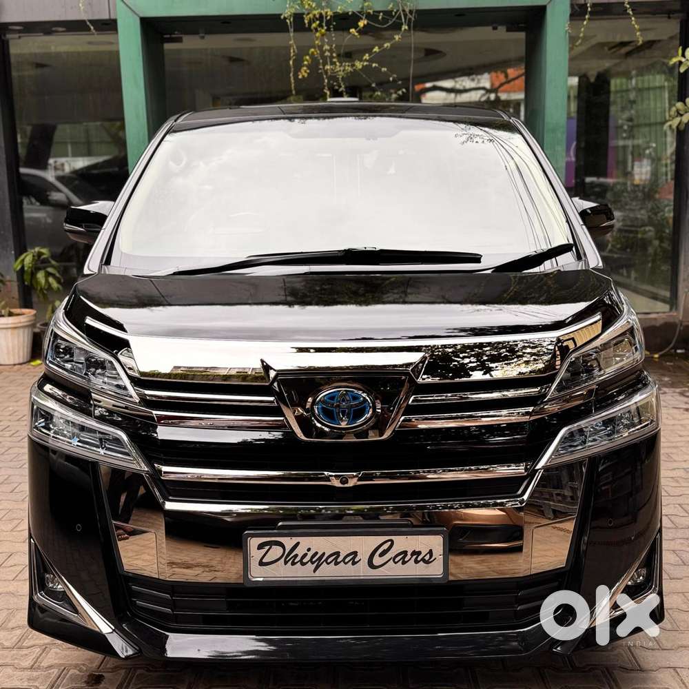 Toyota Vellfire 2.5 Executive Lounge, 2021, Petrol