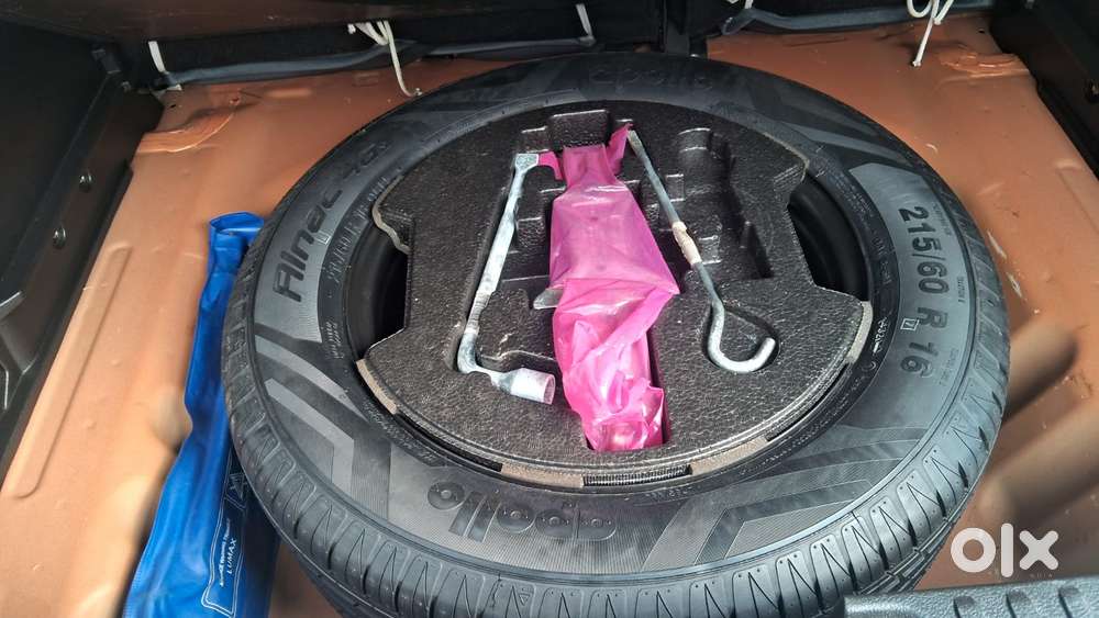 Toyota Urban Cruiser 1.5 Premium Grade Dual Tone At, 2020, Petrol