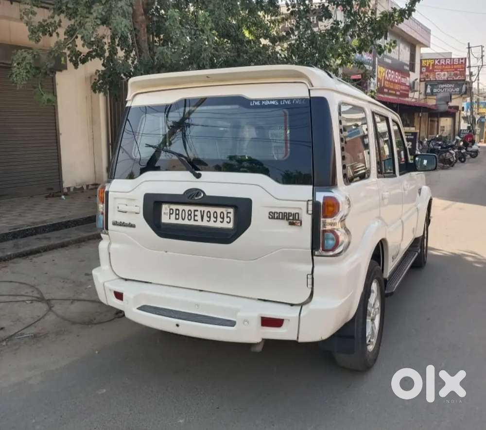 Mahindra Scorpio 2.2 2015