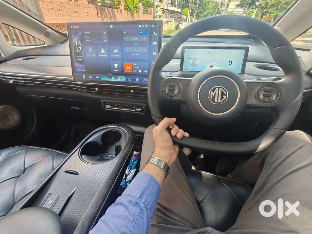 Mg Windsor Ev Essence, 2025, Electric