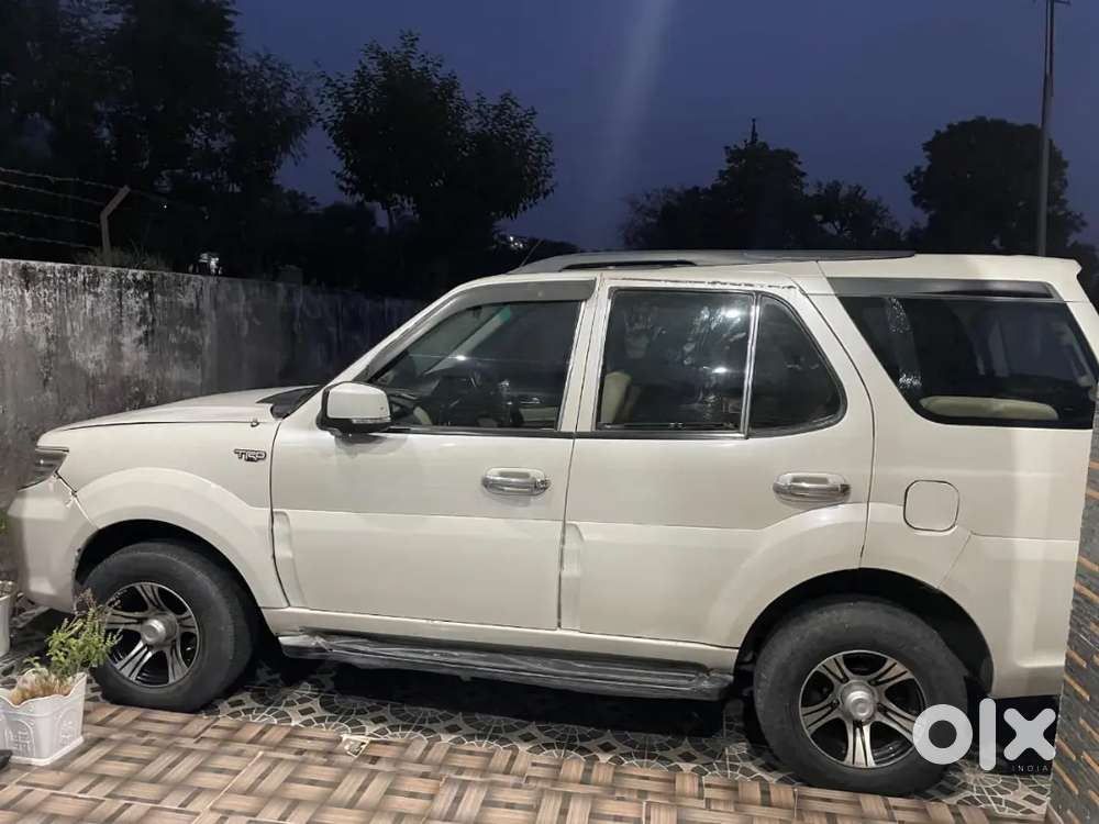 Tata Safari Storme 2013 Diesel 168000 Km Driven