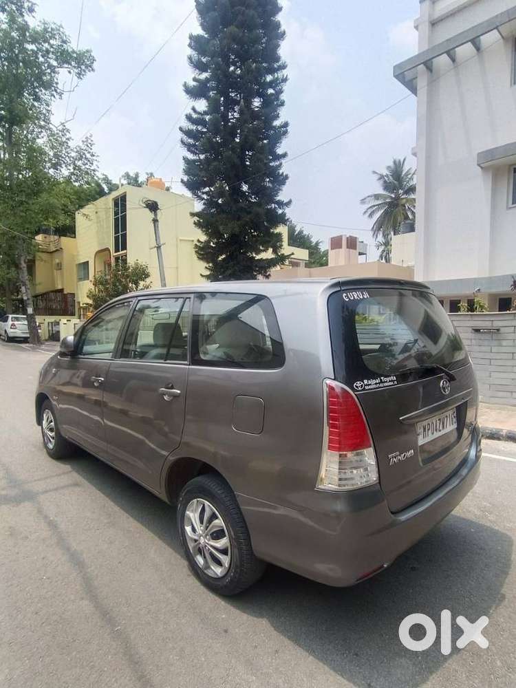 Toyota Innova 2.5 G (diesel) 7 Seater, 2010, Diesel