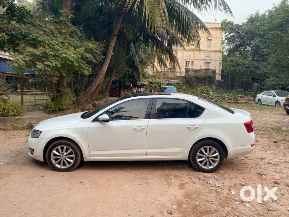 Skoda Octavia 2013-2017 Elegance 1.8 Tsi At, 2015, Petrol