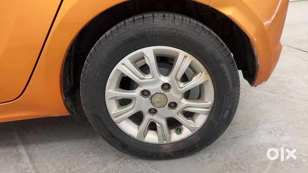 Tata Tiago 1.2 Revotron Xz (o), 2016, Cng & Hybrids