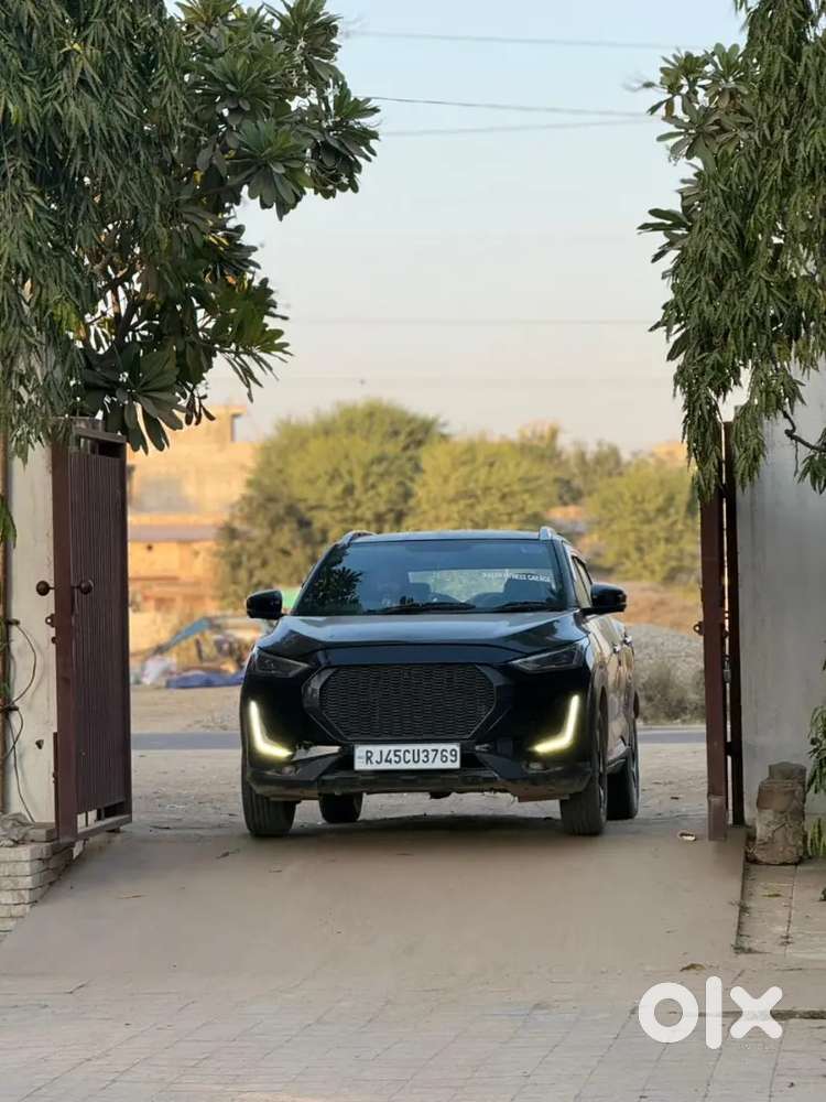 Premium Feel Suv