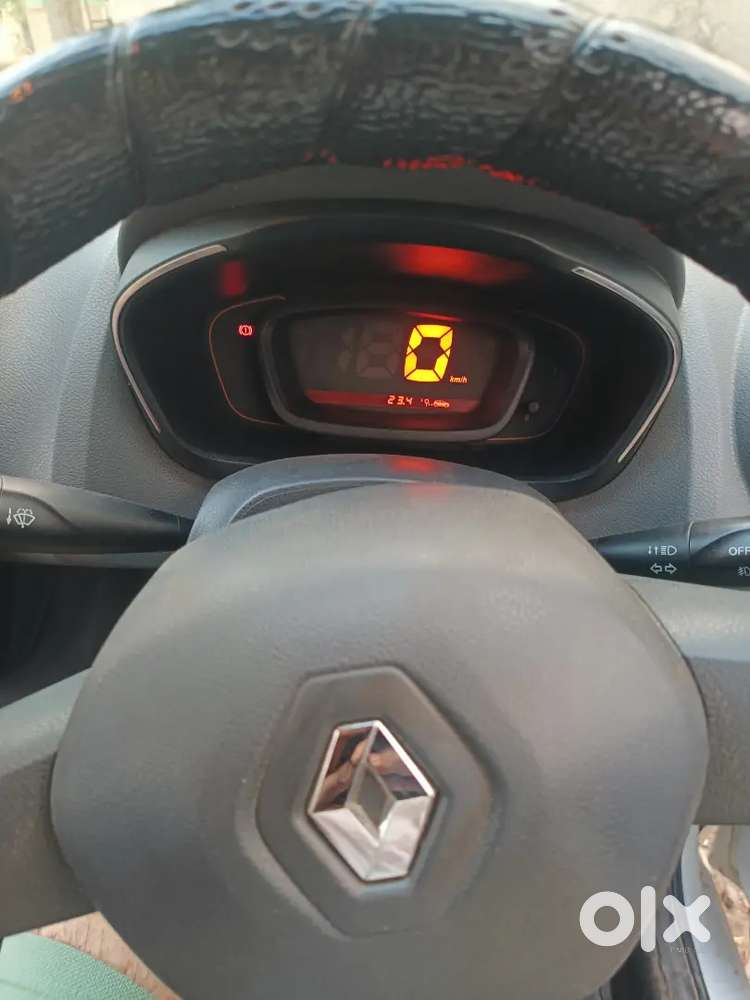 Kwid Car 2016 Arjant Bechana Hai