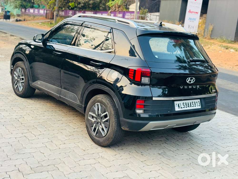 Hyundai Venue S 1.2 Petrol, 2024, Petrol