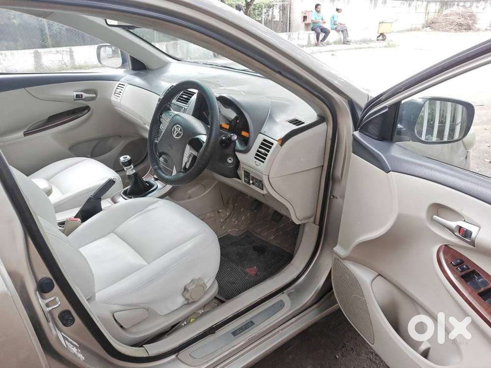 Toyota Corolla Altis 2010-2013 G, 2013, Diesel