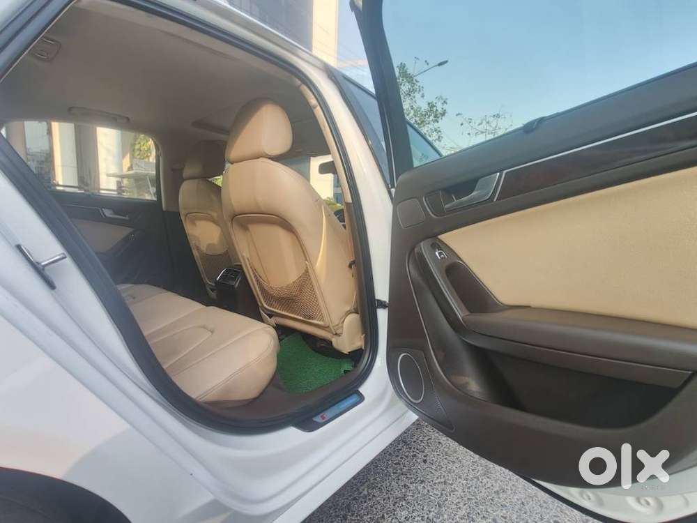 Audi A4 2.0 Tdi Premium With Sunroof, 2016, Diesel