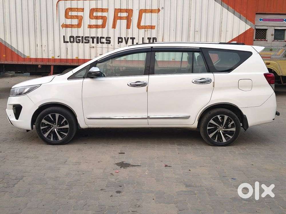 Toyota Innova Crysta 2.4 Z 7 Str, 2022, Diesel