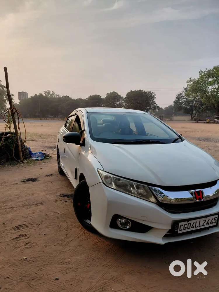 Honda City 2016 Model Full New Condition Sunroof Car