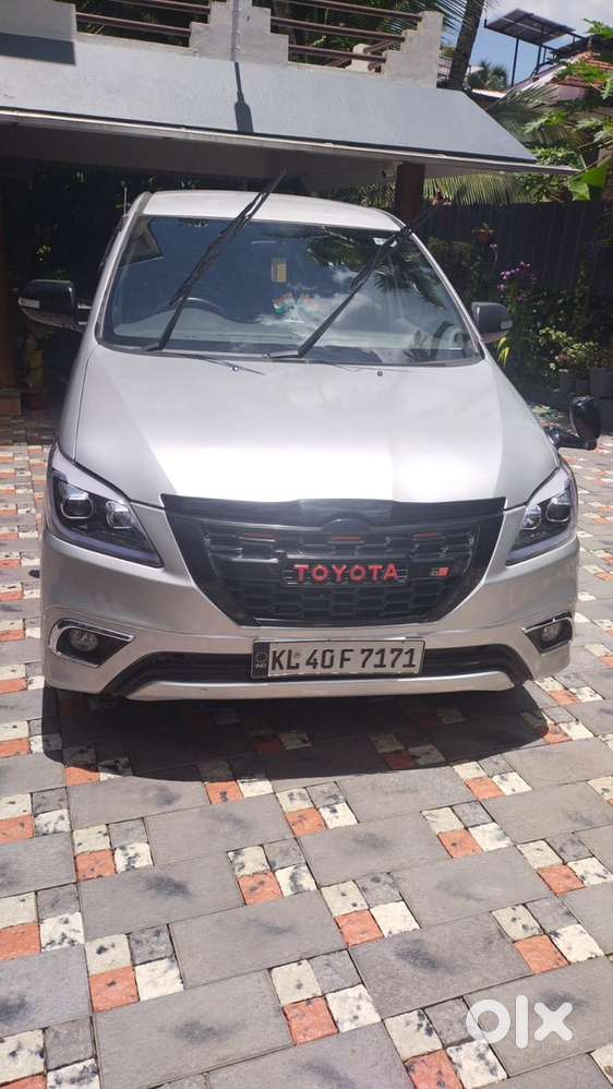 Toyota Innova Diesel 2012