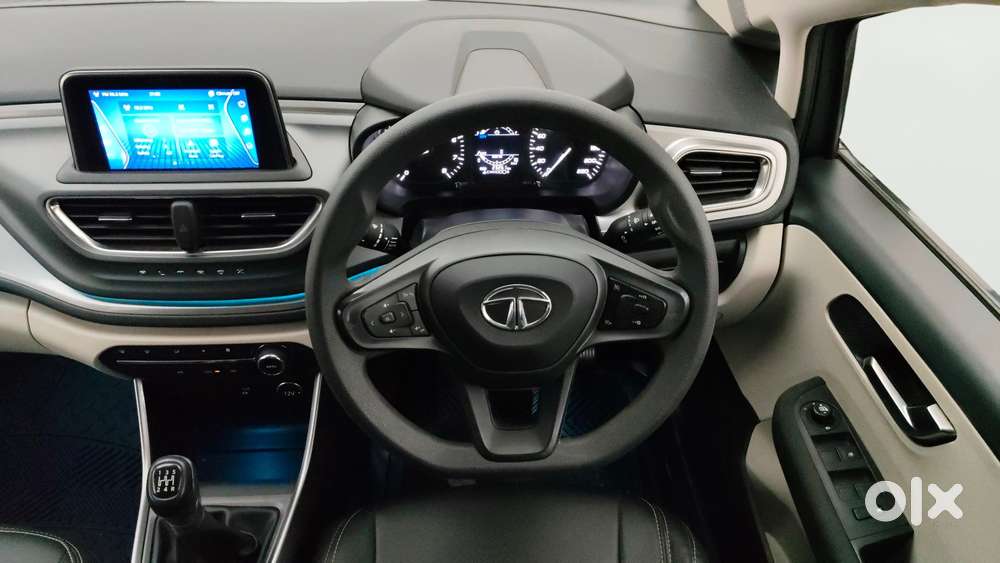 Tata Altroz Xz, 2022, Petrol