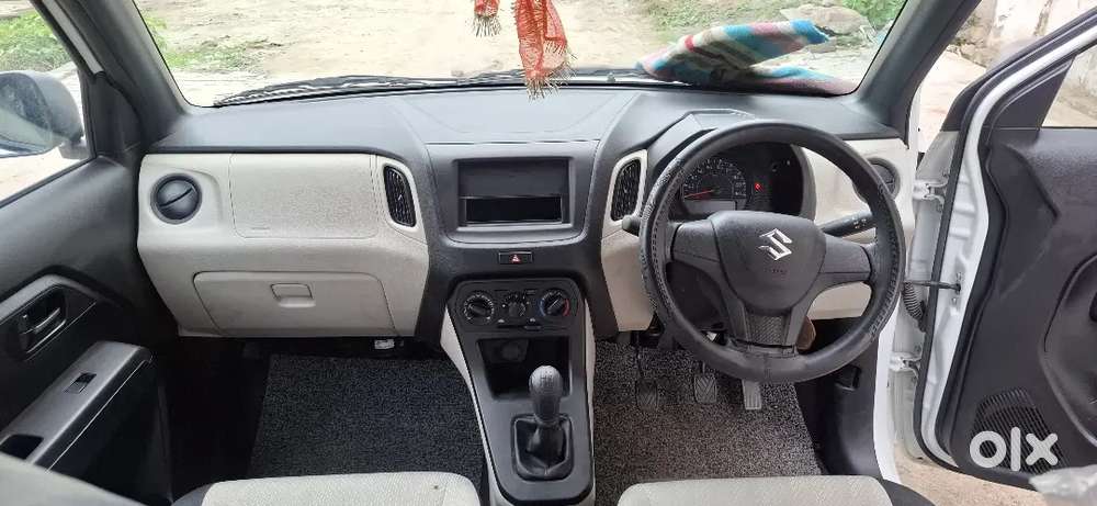 Wagon R Lxi Cng 2025 4 Tyre Like New Scratches Less Car