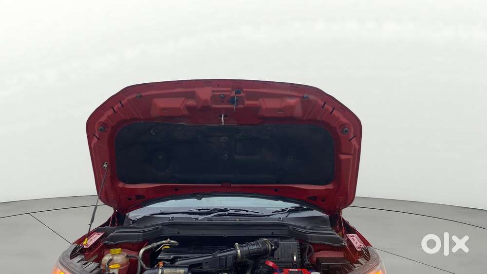 Mahindra Xuv300 W8 Option, 2021, Petrol