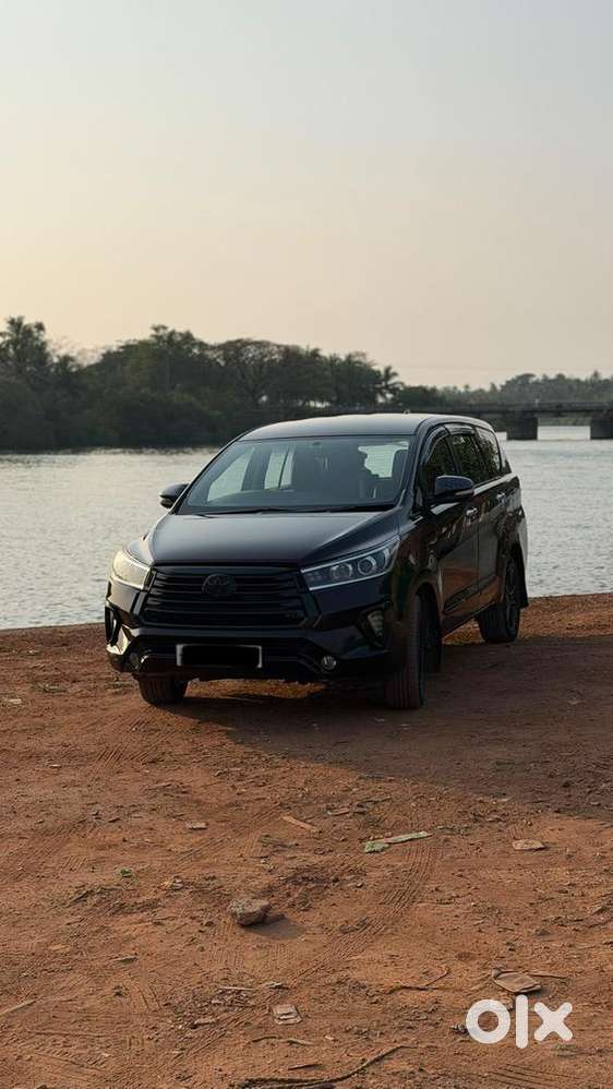 Toyota Innova Crysta 2016