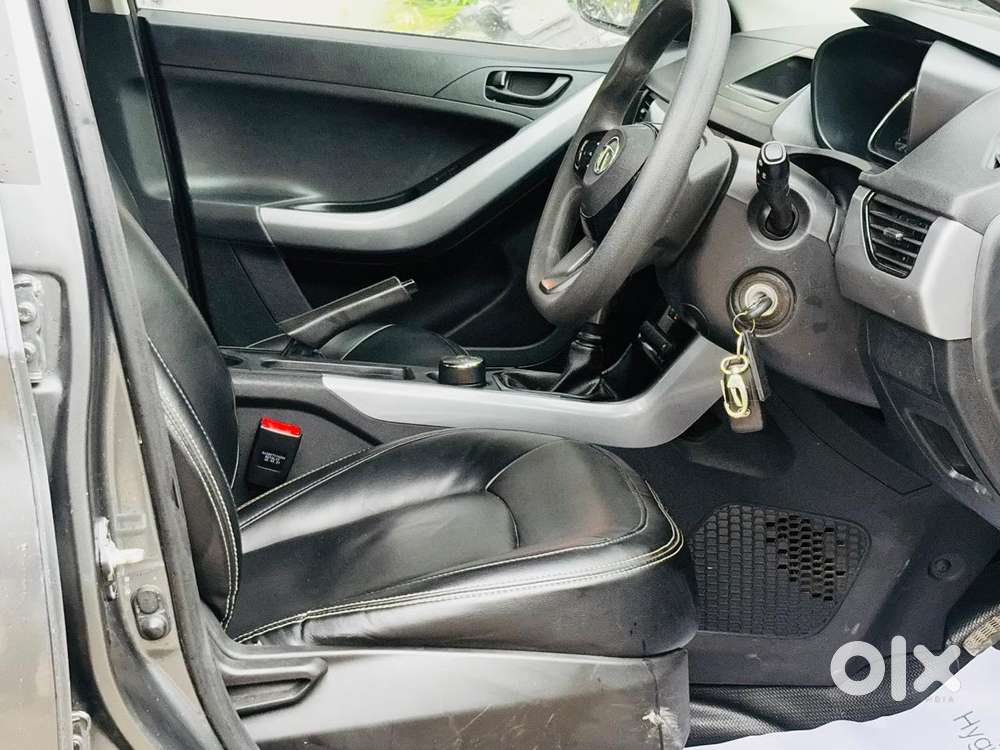 Tata Nexon 1.2 Revotron Xm (s), 2021, Petrol
